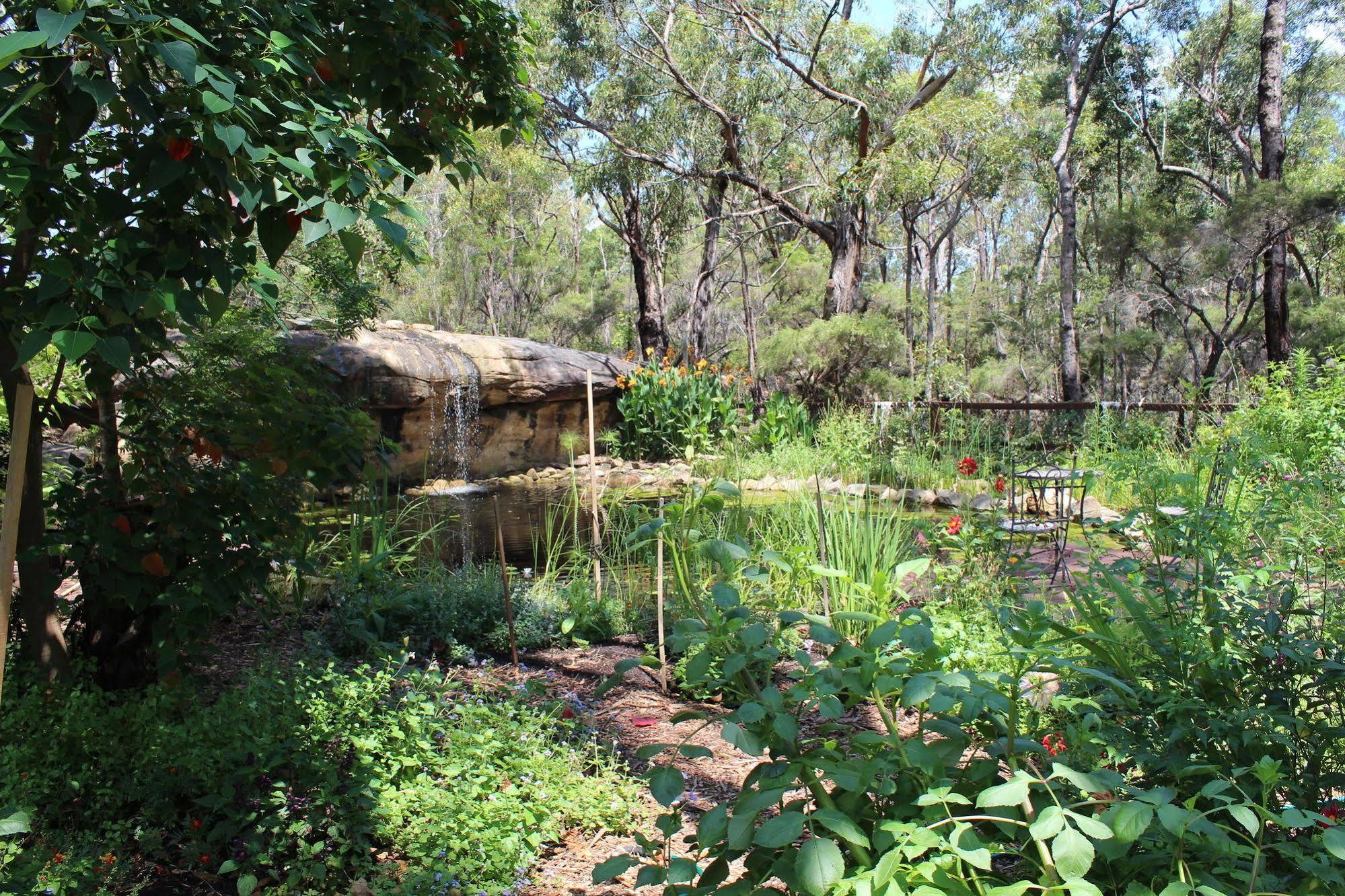 Storey Grange Springwood Exterior photo